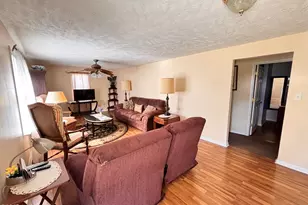 10335 Garland Hwy, Clinton, NC 28328 - Photo 3