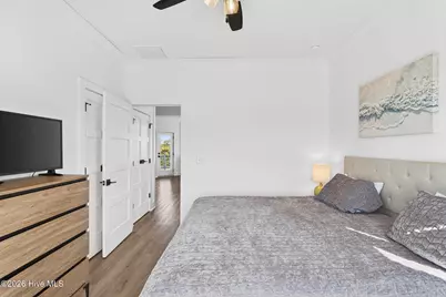 381 E Fourth Street, Ocean Isle Beach, NC 28469 - Photo 17