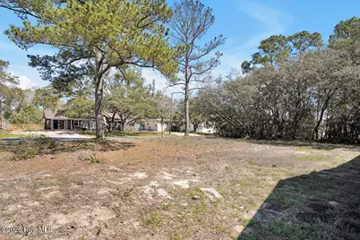 809 Monroe Avenue, Carolina Beach, NC 28428 - Photo 3