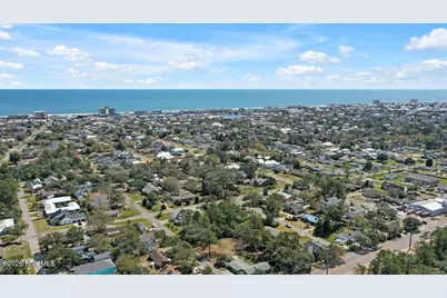809 Monroe Avenue, Carolina Beach, NC 28428 - Photo 11