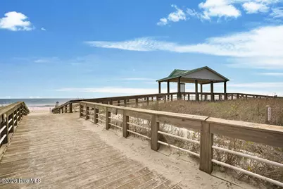 809 Monroe Avenue, Carolina Beach, NC 28428 - Photo 17