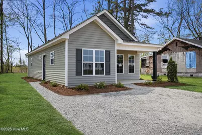 203 Booker Street NW, Pikeville, NC 27863 - Photo 3