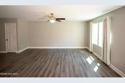 730 W Illinois Avenue, Southern Pines, NC 28387 - Photo 15