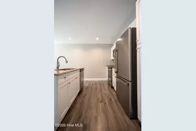 730 W Illinois Avenue, Southern Pines, NC 28387 - Photo 13