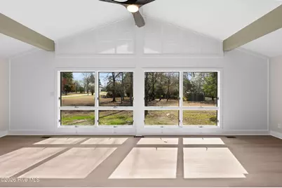 1000 Pine Street, Lake Waccamaw, NC 28450 - Photo 11