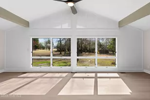 1000 Pine St, Lake Waccamaw, NC 28450 - Photo 11