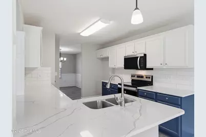 687 Botanical Court, Bunnlevel, NC 28323 - Photo 5