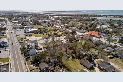 309 Pollock Street, Beaufort, NC 28516 - Photo 13