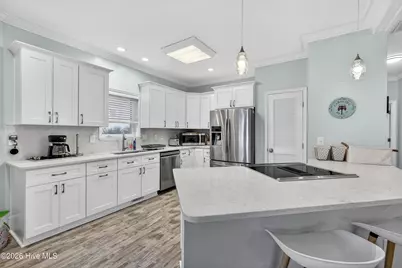 615 N Carolina Beach Avenue N #Unit A, Carolina Beach, NC 28428 - Photo 37
