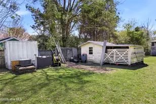 118 E Wyche St, Whiteville, NC 28472 - Photo 15