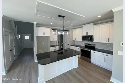 504 Lakeshore Drive, Aberdeen, NC 28315 - Photo 3