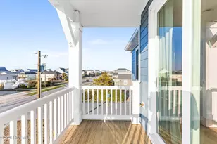 1826 N New River Dr, Surf City, NC 28445 - Photo 33