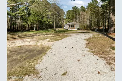 1097 Wells Road, Jacksonville, NC 28540 - Photo 5