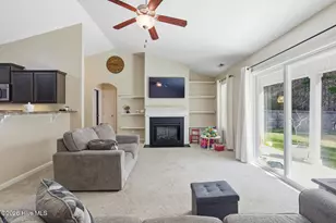 404 Hidden Oaks Dr, Jacksonville, NC 28546 - Photo 7
