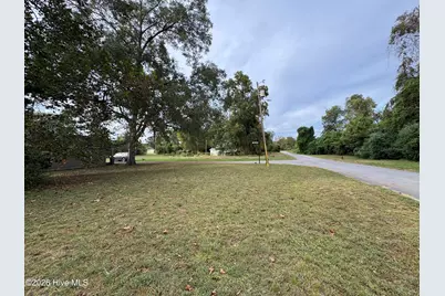 108 Bell Street, Pollocksville, NC 28573 - Photo 23