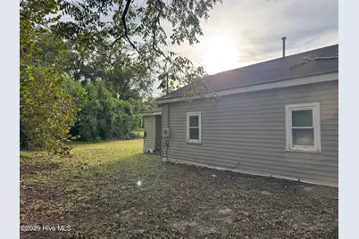 108 Bell Street, Pollocksville, NC 28573 - Photo 11