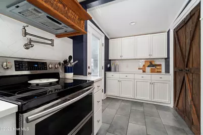 1205 Evans Street, Morehead City, NC 28557 - Photo 17