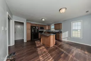 218 Deer Haven Dr, Richlands, NC 28574 - Photo 9