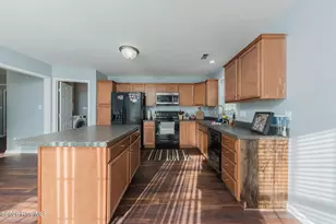 218 Deer Haven Dr, Richlands, NC 28574 - Photo 11