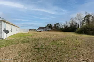218 Deer Haven Dr, Richlands, NC 28574 - Photo 35