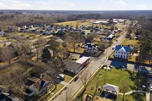 201 N Wilmington St, Richlands, NC 28574 - Photo 9