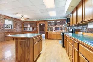 201 N Wilmington St, Richlands, NC 28574 - Photo 49