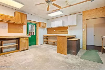 201 N Wilmington Street, Richlands, NC 28574 - Photo 23