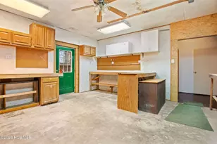 201 N Wilmington St, Richlands, NC 28574 - Photo 23