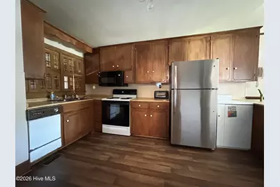 100 Wilson Street # A, Clinton, NC 28328 - Photo 9