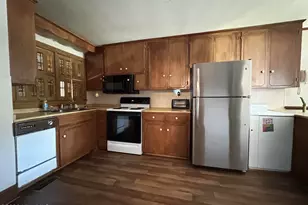 100 Wilson St, Clinton, NC 28328 - Photo 9