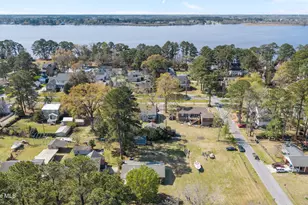 207 College Ave, Washington, NC 27889 - Photo 9