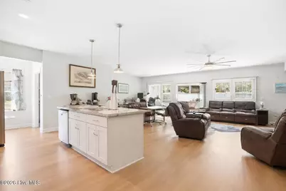 1621 Star Cross Drive SW, Shallotte, NC 28470 - Photo 7