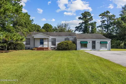 1468 W Corbett Avenue, Swansboro, NC 28584 - Photo 1