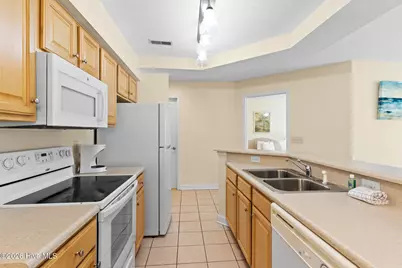 1215 N Middleton Drive NW #Apt 3005, Calabash, NC 28467 - Photo 9