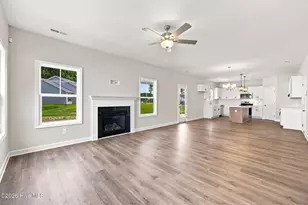 4214 Tinsley Ct, Ayden, NC 28513 - Photo 9