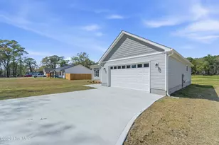 1992 Catherine Lake Rd, Richlands, NC 28574 - Photo 35