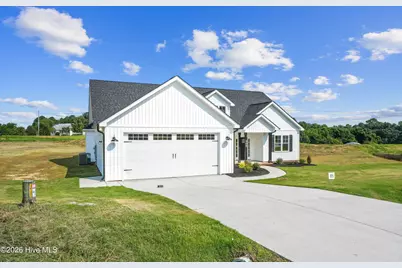 205 N Rabbit Run Drive, Smithfield, NC 27577 - Photo 5