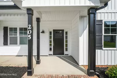 205 N Rabbit Run Drive, Smithfield, NC 27577 - Photo 7