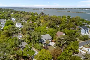 325 Live Oak St, Emerald Isle, NC 28594 - Photo 47