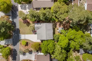 325 Live Oak St, Emerald Isle, NC 28594 - Photo 43