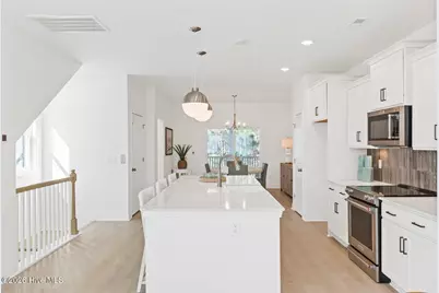 806 Anchors Bend Way , # 13, Wilmington, NC 28411 - Photo 19