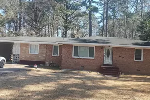510 Pine St, Smithfield, NC 27577 - Photo 1