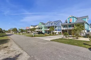 1413 Croaker Ln, Carolina Beach, NC 28428 - Photo 45