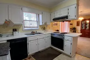 102 Foxwood Pl, Goldsboro, NC 27530 - Photo 11