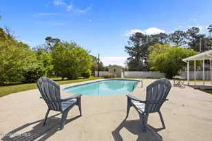 2406 N Hills Dr, New Bern, NC 28562 - Photo 45