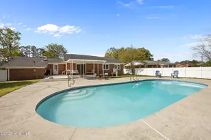 2406 N Hills Dr, New Bern, NC 28562 - Photo 41