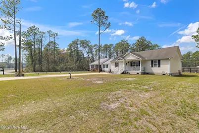 1221 Maple Road, Southport, NC 28461 - Photo 5
