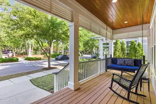 909 Mound Battery Rd, Wilmington, NC 28403 - Photo 5