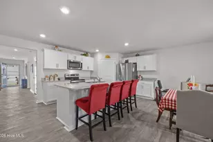 3225 Carr Dr, Greenville, NC 27834 - Photo 3