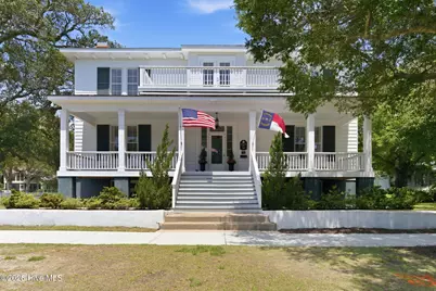 301 E Bay Street, Southport, NC 28461 - Photo 1